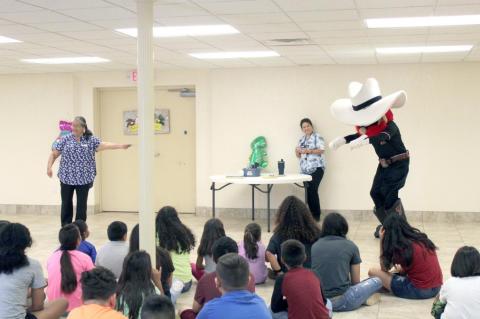 Raider Red joins the Kendrick Memorial Library