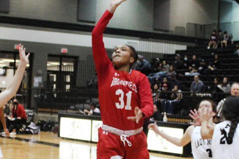 Lady Cubs remain perfect in district