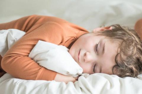 How to Help Children Adjust to Daylight Savings Time