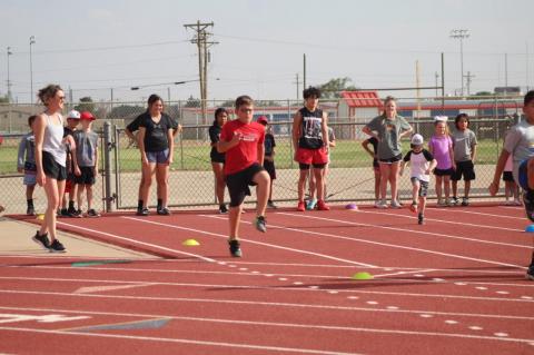Summer Track:Off to The Races