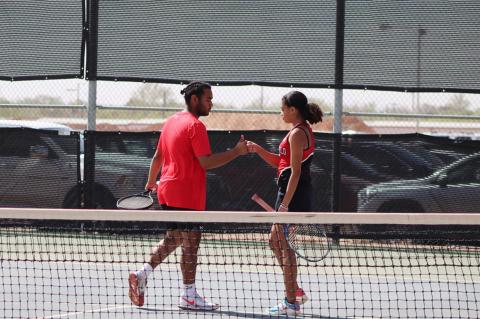 Brownfield tennis takes district title on home court