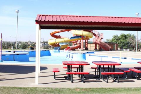 Council Discusses Pool Opening; Renews Curfew Ordinance