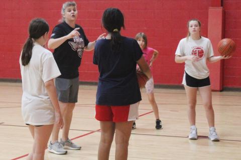 Cubs and Lady Cubs Basketball Camp