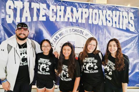 Lady Cubs Powerlifting competed at State meet